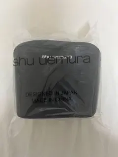 シュウウエムラ ポーチ ノベルティのサムネイル