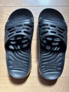 Teva APRETRAIL SLIDE ブラック サンダルのサムネイル