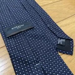 【値下げ中！】GIVENCHY シルク ネクタイ ネイビー