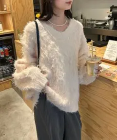 最終値下げ！美品★mystic 【前後両前で着れる】ふわふわシャギーニット