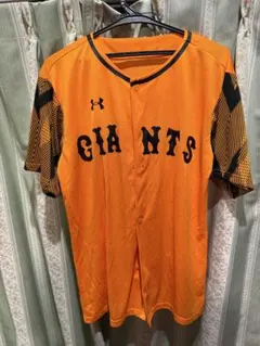 GIANTS ユニフォーム 2枚セット　Under Armour