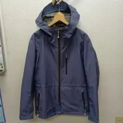 UNIQLO マウンテンパーカー Mサイズ　中古品