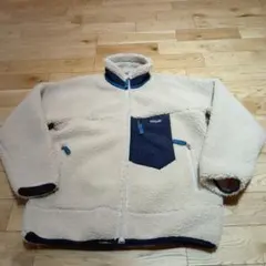 Patagonia フリースジャケット M クリーム色