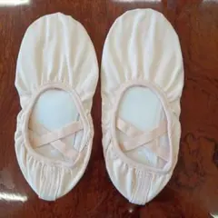 ベージュ バレエシューズ 39サイズクロスストラップ