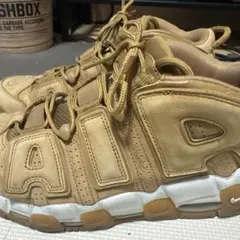 NIKE AIR MORE UPTEMPO ウィート スニーカー
