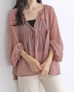 AKTEくすみピンク シフォンブラウス