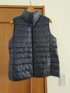 値下げ【UNIQLO】ウルトラライトダウンベスト　ネイビー①　Ｌ　新品未使用品
