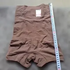 Item thumbnail for item f4046e18-787b-490a-b46b-c6bc92be9ff8