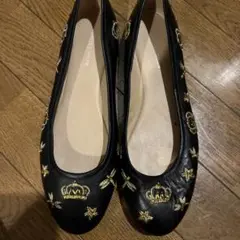 黒フラットシューズ　刺繍