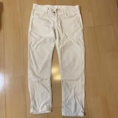 レディースMサイズ　ホワイトコーデュロイデニム スリムフィット　Lee