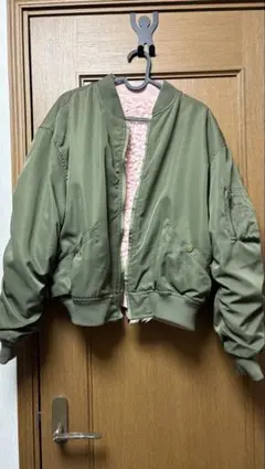 リバーシブル MA-1ジャケット オリーブ ピンク