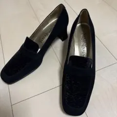 Yves Saint Laurent パンプス 36.5 黒のサムネイル
