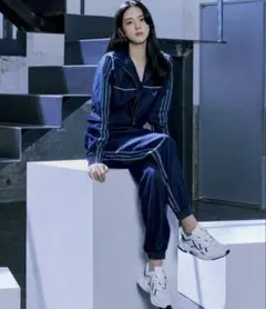 m*u様 アディダスオリジナルズデニムセットアップ ジス、あのちゃん