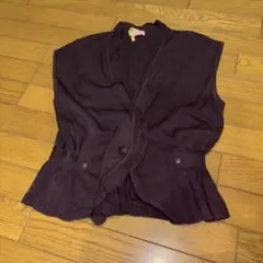 値下げ‼️濃い紫ニットベストフリル付き日本製