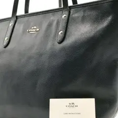 定価10万✨コーチ トートバッグ ロゴ刻印 レザー ネイビー 肩がけ A4収納可