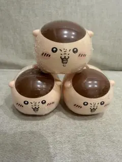 ちいかわ　くりまんじゅう　貯金箱　ガチャガチャ