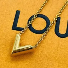 ルイヴィトン Ｍ６１０８３　エセンシャルＶ ネックレス ゴールド メタル