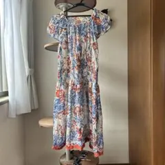 YUKI TORII 花柄 半袖 ひざ丈ワンピース キャミソールなしのサムネイル
