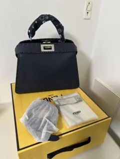 2026年最新】ピーカブー iseeu スモールの人気アイテム - メルカリ