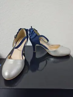 パンプス　シルバー＆紺リボン　　結婚式　披露宴