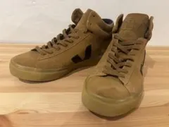 VEJA Minotaur Bastille ハイトップ スニーカーのサムネイル