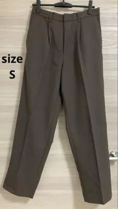 ユニクロ タックワイドテーパードパンツ