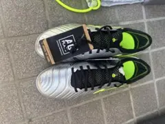 サッカースパイク　ナイキティエンポ