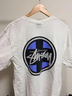 Stüssy バックプリント Tシャツ M ホワイト/ブルー