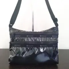 【美品】レスポートサック ショルダーバッグ 光沢 黒 ブラックシャイン 軽量