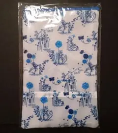 ウサギと花のデザインハンカチ