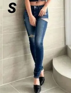 Item thumbnail for item b309def3-fca1-4238-b38e-ad6037dcb905