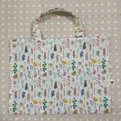 デコレクションズうさぎ柄のレッスンバッグ　ハンドメイド