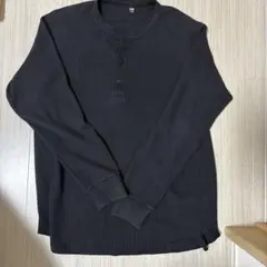 UNIQLO ワッフルヘンリーネック長袖シャツ ブラック Mのサムネイル