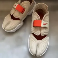 美品⭐︎Nikeアクアリフト ベージュ/オレンジ サンダル24.0cm