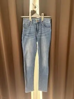 H&M スキニーデニム ライトブルー EUR 32Pのサムネイル