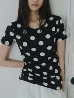 FEKETE ドットTシャツ