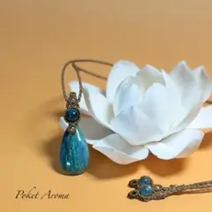 No.20 ••天然石/インド••アズロマラカイトのネックレス - メルカリ