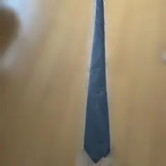 青と紺のストライプネクタイ