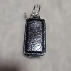 黒い合成皮革キーケース