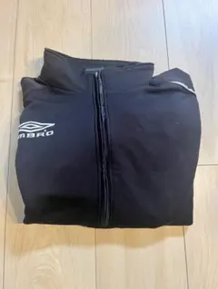UMBRO ハーフジップジャケット 黒