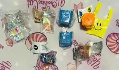 ガチャガチャ　8個 セット