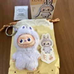 POPMARTポップマート ラブブ らぶぶPIN FOR LOVE イニシャルE