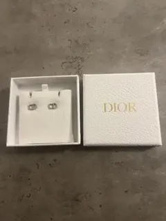 Dior ピアス シルバー　箱付き
