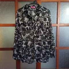 【美品】ANAP LATINA シフォンローズ柄シャツのサムネイル