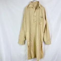 ロングシャツワンピース　ベージュ　ゆったり　ナチュラル　薄手　春秋　長袖