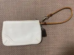 COACH ホワイトレザーポーチ