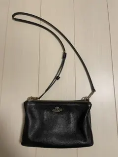 COACH ブラックレザー ショルダーバッグのサムネイル