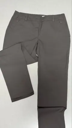 スリムカジュアルパンツ