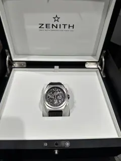 ZENITH デファイエルプリメロ21 自動巻き時計のサムネイル