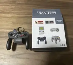 ニンテンドーミュージアム　バーチャルボーイコントローラキーホルダー